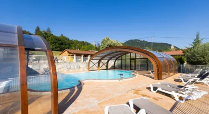 Swimming pool 4 AdobeStock 1012079125 2